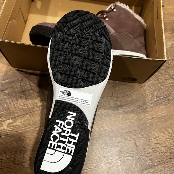 THE NORTH FACE SIERRA MID LACE WATERPROOF BOOTS  $149.00 - Picture 7 of 10